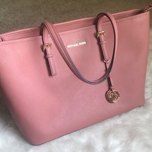 AUTH Michael Kors Jet Set Travel Bag